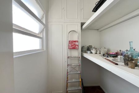 Apartamento à venda com 228m², 3 quartos e 1 vagaQuarto de serviço