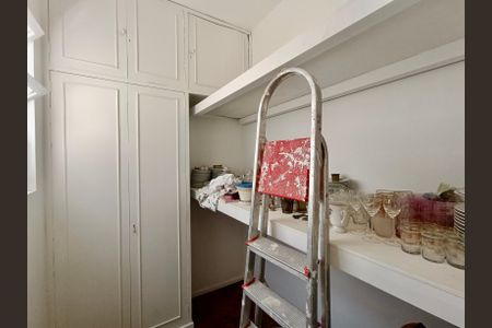 Apartamento à venda com 228m², 4 quartos e 1 vagaQuarto serviço