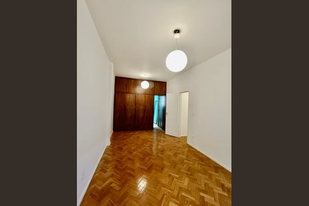 Apartamento à venda com 228m², 4 quartos e 1 vagaSuíte