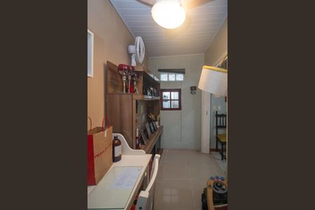 Casa de condomínio à venda com 120m², 3 quartos e 1 vagaDispensa