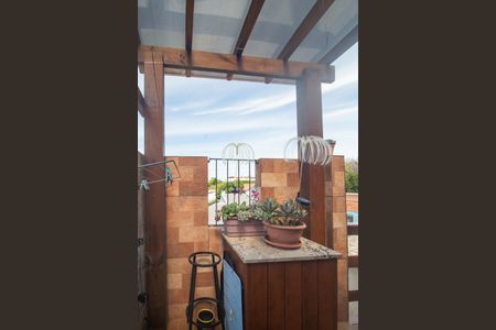 Casa de condomínio à venda com 120m², 3 quartos e 1 vagaVaranda 2