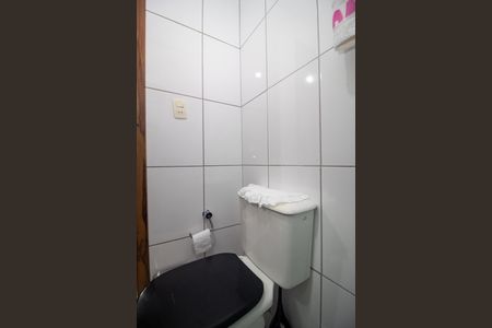 Casa de condomínio à venda com 120m², 3 quartos e 1 vagaBanheiro