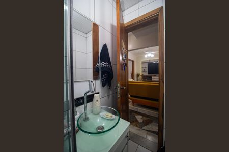 Casa de condomínio à venda com 120m², 3 quartos e 1 vagaBanheiro