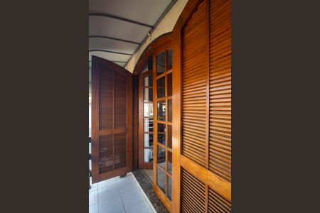 Casa de condomínio à venda com 120m², 3 quartos e 1 vagaVaranda 2