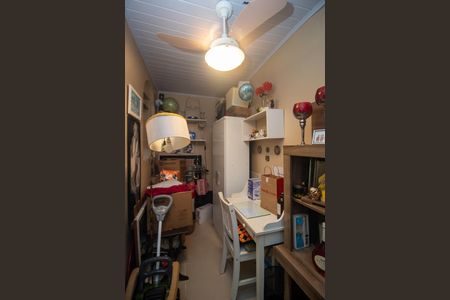 Casa de condomínio à venda com 120m², 3 quartos e 1 vagaDispensa