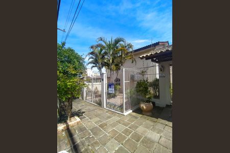 Casa de condomínio à venda com 120m², 3 quartos e 1 vagaFachada
