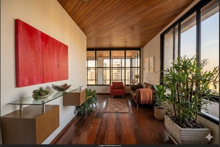 Apartamento à venda com 3 quartos, 198m² em Morumbi, São Paulo