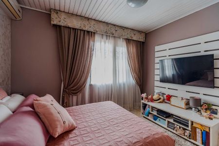 Casa à venda com 300m², 4 quartos e 5 vagasQuarto 1