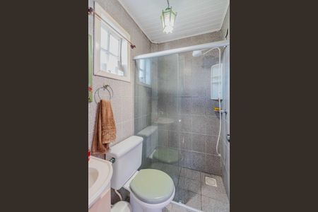 Casa à venda com 300m², 4 quartos e 5 vagasEdícula/Banheiro