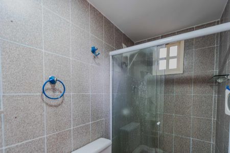 Casa à venda com 300m², 4 quartos e 5 vagasBanheiro 2