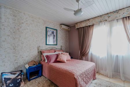 Casa à venda com 300m², 4 quartos e 5 vagasQuarto 1