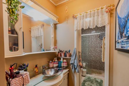 Casa à venda com 300m², 4 quartos e 5 vagasBanheiro