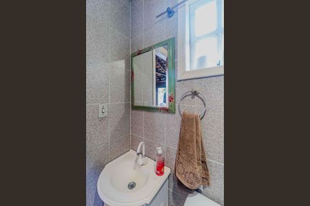 Casa à venda com 300m², 4 quartos e 5 vagasEdícula/Banheiro