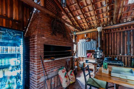 Casa à venda com 300m², 4 quartos e 5 vagasÁrea externa