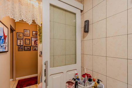 Casa à venda com 300m², 4 quartos e 5 vagasBanheiro