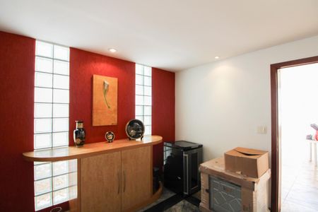 Casa à venda com 365m², 4 quartos e 3 vagas Casa à venda com 365m², 4 quartos e 3 vagasSala de Jantar