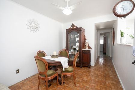 Apartamento à venda com 70m², 2 quartos e 1 vagaSala