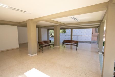 Apartamento à venda com 70m², 2 quartos e 1 vagaHall de entrada