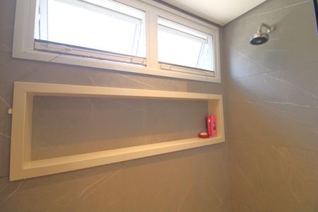 Casa à venda com 637m², 4 quartos e 4 vagasBanheiro