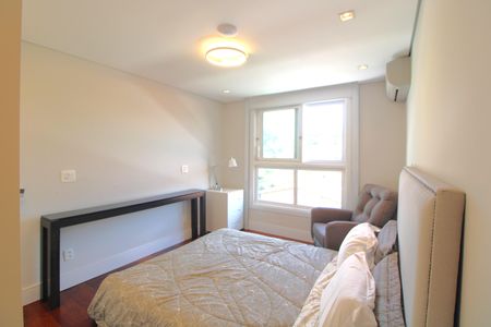 Casa à venda com 637m², 4 quartos e 4 vagasQuarto 2