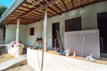Casa à venda com 312m², 2 quartos e 4 vagasFachada do Prédio