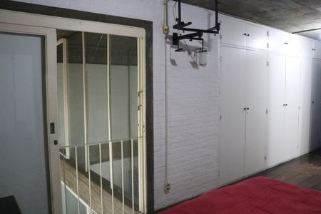 Casa à venda com 299m², 4 quartos e 2 vagasSuíte