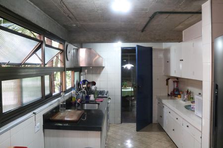 Casa à venda com 299m², 4 quartos e 2 vagasCozinha