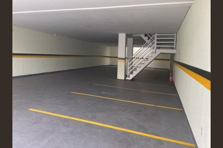 Apartamento à venda com 100m², 2 quartos e 1 vaga