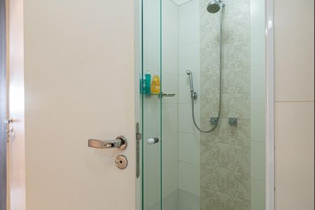 Apartamento à venda com 105m², 2 quartos e 1 vagaBanheiro da Suíte