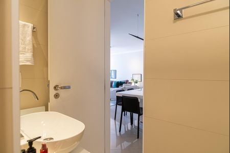 Apartamento à venda com 105m², 2 quartos e 1 vagaBanheiro Social