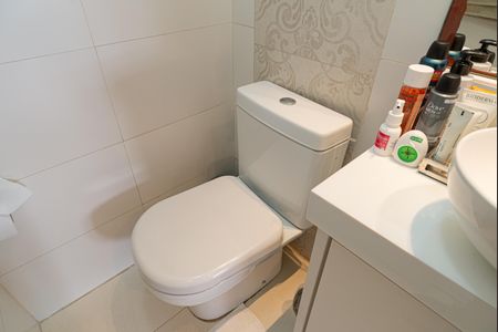 Apartamento à venda com 105m², 2 quartos e 1 vagaBanheiro da Suíte