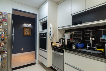 Apartamento à venda com 105m², 2 quartos e 1 vagaCozinha