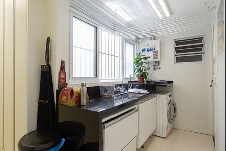 Apartamento à venda com 105m², 2 quartos e 1 vagaÁrea de Serviço
