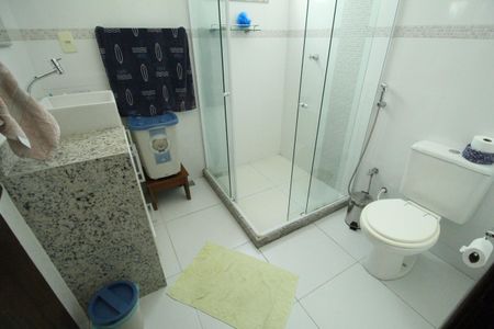 Casa de condomínio à venda com 150m², 3 quartos e 1 vagaBanheiro