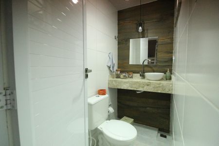 Casa de condomínio à venda com 150m², 3 quartos e 1 vagaLavabo