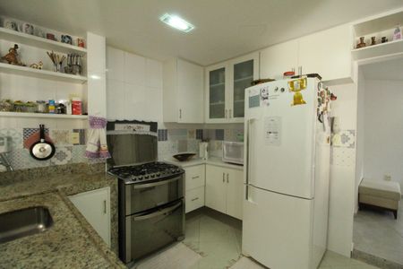 Casa de condomínio à venda com 150m², 3 quartos e 1 vagaCozinha