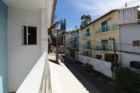 Casa de condomínio à venda com 150m², 3 quartos e 1 vagaSuíte - Varanda