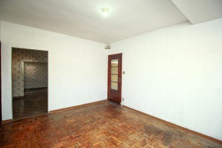 Sala de casa à venda com 2 quartos, 235m² em Vila Eldízia, Santo André