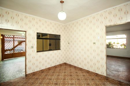 Casa à venda com 235m², 2 quartos e 1 vaga Casa à venda com 235m², 2 quartos e 1 vagaCopa