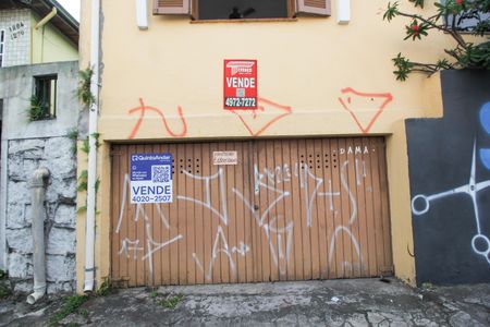 Casa à venda com 235m², 2 quartos e 1 vaga Casa à venda com 235m², 2 quartos e 1 vagaPlaca instalada em 13/04/2026 com o código HBJM-1910