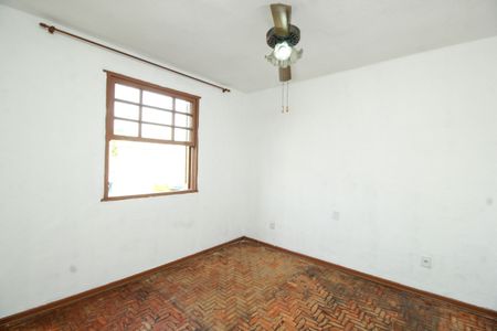 Casa à venda com 235m², 2 quartos e 1 vaga Casa à venda com 235m², 2 quartos e 1 vagaQuarto 1