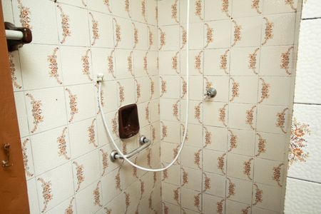 Casa à venda com 235m², 2 quartos e 1 vaga Casa à venda com 235m², 2 quartos e 1 vagaBanheiro