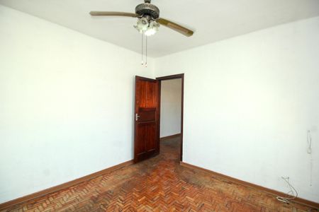 Casa à venda com 235m², 2 quartos e 1 vaga Casa à venda com 235m², 2 quartos e 1 vagaQuarto 1