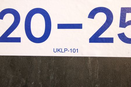Casa à venda com 235m², 2 quartos e 1 vaga Casa à venda com 235m², 2 quartos e 1 vagaPlaca instalada em 13/04/2026 com o código UKLP-101