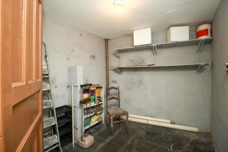 Casa à venda com 235m², 2 quartos e 1 vaga Casa à venda com 235m², 2 quartos e 1 vagaDeposito