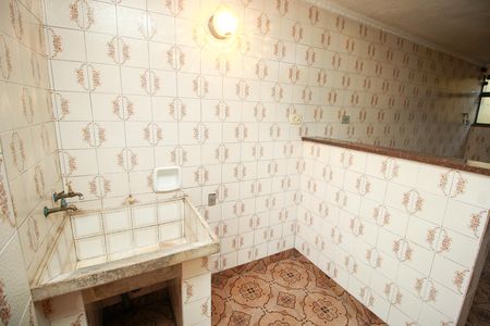 Casa à venda com 235m², 2 quartos e 1 vaga