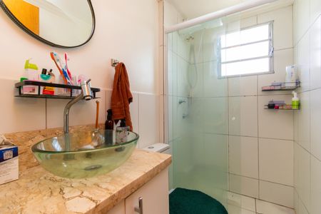 Apartamento à venda com 52m², 2 quartos e 1 vaga Apartamento à venda com 52m², 2 quartos e 1 vagaBanheiro