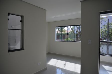 Casa para alugar com 130m², 3 quartos e 4 vagasSala