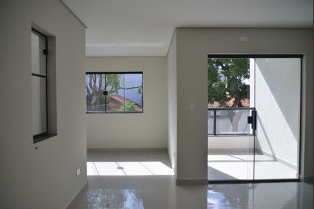Casa para alugar com 130m², 3 quartos e 4 vagasSala