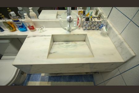 Casa para alugar com 300m², 4 quartos e 2 vagasBanheiro ( Casa 2)